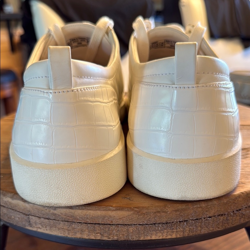 Vionic Cream Oxfords - Picture 2 of 10